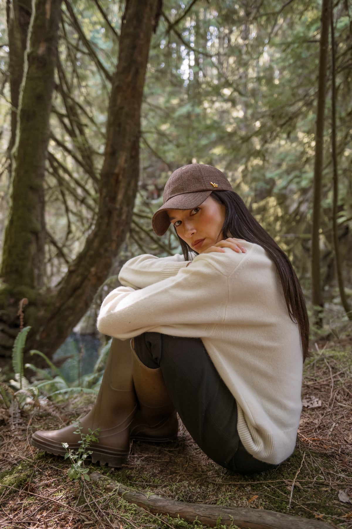 Chatsworth Glen Plaid women’s baseball cap by CHORD in brown and maroon glen plaid wool with gold-plated hardware